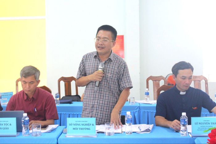 Ông Lê Quang Dần - Phó Giám đốc Sở Nông nghiệp và Môi trường phát biểu ý kiến tại buổi làm việc
