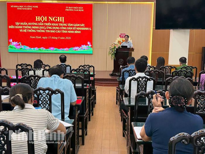 Quang cảnh hội nghị.