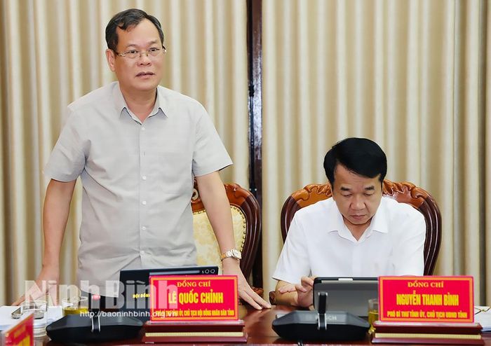 Đồng chí Lê Quốc Chỉnh, Phó Bí thư Tỉnh ủy, Chủ tịch HĐND tỉnh phát biểu tại hội nghị.