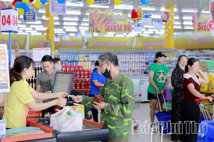 Mỗi người dân hãy là một nhà tiêu dùng thông thái để tự bảo vệ mình và người thân.