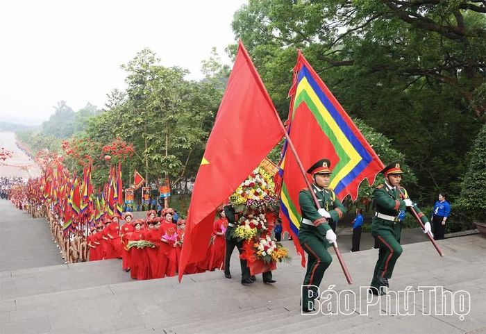Khu Di tích lịch sử Đền Hùng là một trong những không gian văn hóa đặc biệt hội tụ đầy đủ các giá trị lịch sử, văn hóa, tín ngưỡng và tinh thần dân tộc.