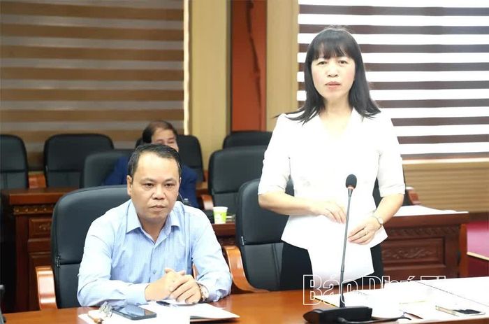 Lãnh đạo Sở Văn hóa - Thể thao và Du lịch giải đáp, cung cấp thông tin về thực hiện quy chế phát ngôn và cung cấp thông tin cho báo chí của tỉnh.