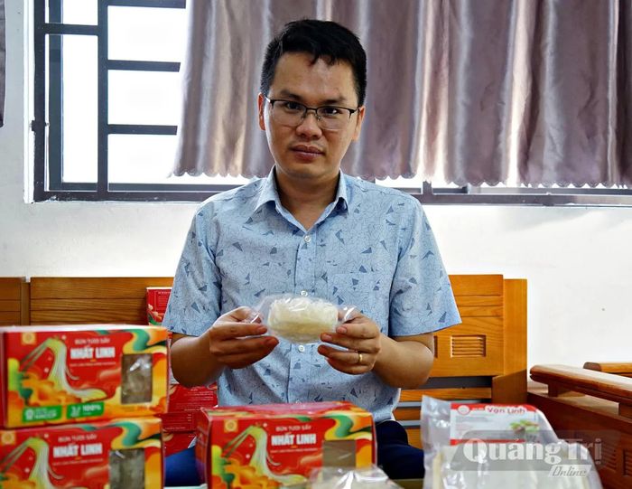 Các sản phẩm bún tươi và bún tươi sấy khô Vạn Linh ngày càng được chú trọng về chất lượng, bao bì và mẫu mã để đáp ứng nhu cầu của người tiêu dùng - Ảnh: L.A