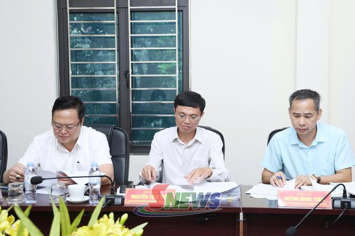 Các đại biểu dự hội nghị.