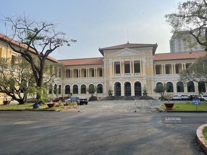 TAND TPHCM đã ban hành quyết định đưa ra xét xử vụ án hình sự Đào Minh Thọ và đồng phạm mua bán trái phép hóa đơn. Ảnh: Anh Tú