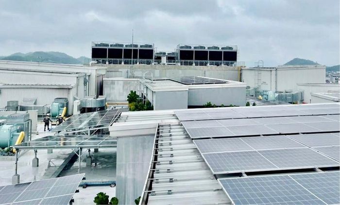 Nhiều nhà máy, nhà xưởng ở TP. Huế lắp đặt điện mặt trời mái nhà để phục vụ sản xuất, kinh doanh.