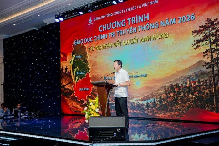 Ông Hồ Lê Nghĩa - Bí thư Đảng ủy Tổng công ty Thuốc lá Việt Nam