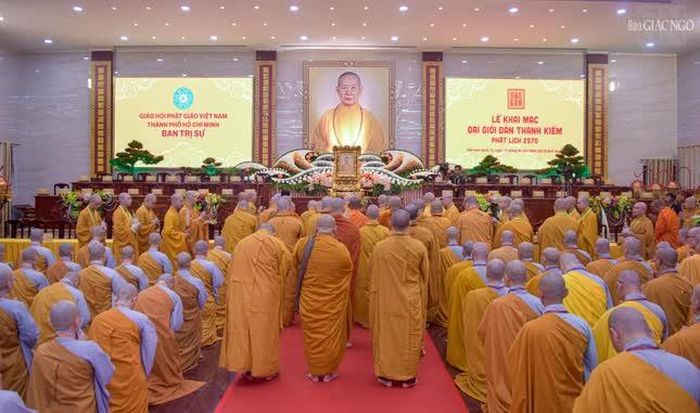 An vị di ảnh Trưởng lão Hòa thượng Thích Thanh Kiểm tại Việt Nam Quốc Tự