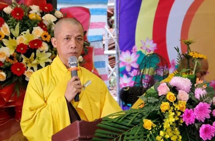 Thượng tọa Thích Thanh Bảo công bố quyết định bổ nhiệm trụ trì chùa Giác Sư