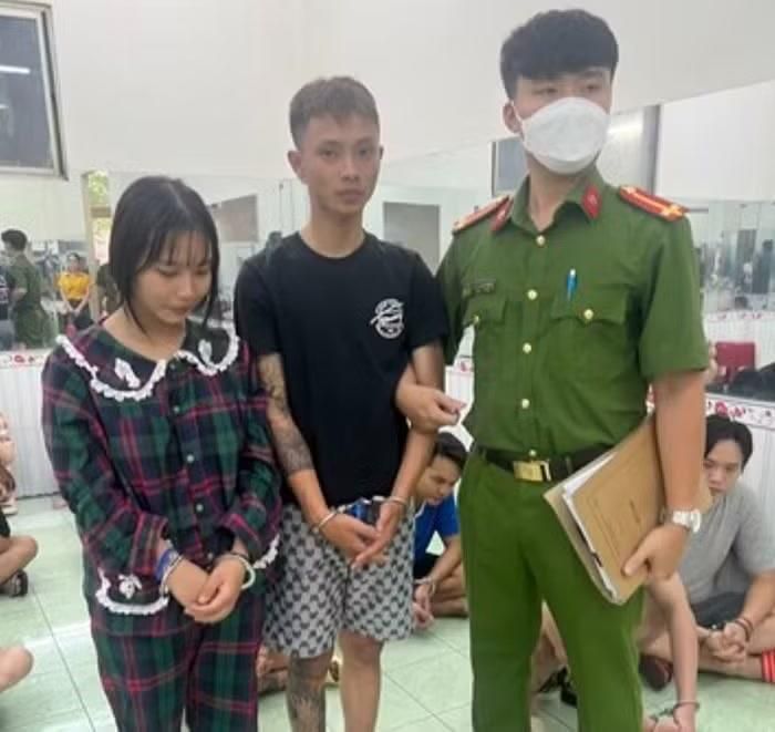Cặp đôi Vòng Thế Kiệt và Dương Thảo Ngân bị bắt giữ.