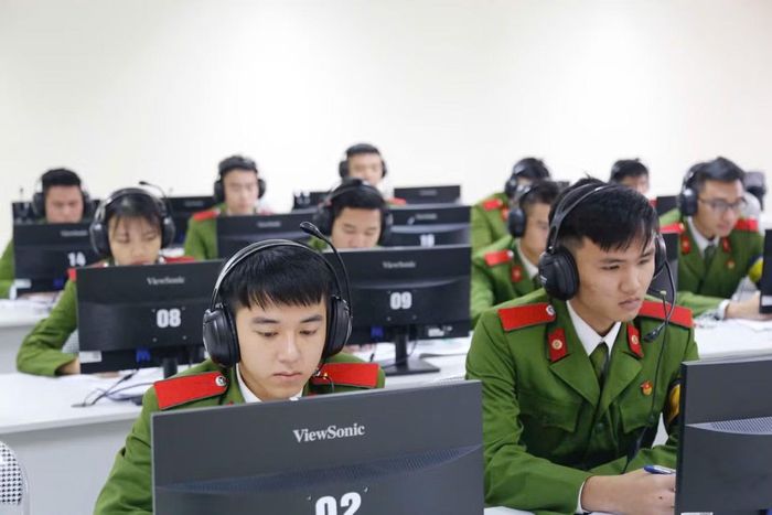 Thí sinh cần tăng cường trải nghiệm, làm quen với hình thức thi trên máy tính.