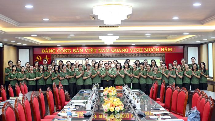 Các đại biểu tham dự Lớp tập huấn, bồi dưỡng nghiệp vụ công tác Hội và phong trào Phụ nữ năm 2026.