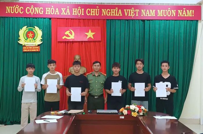 Hàng chục thanh niên ở Lâm Đồng viết đơn tình nguyện thực hiện nghĩa vụ tham gia Công an nhân dân năm 2027.