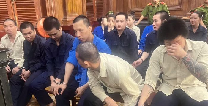 Các bị cáo tại tòa.