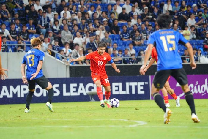 CAHN nhập cuộc tự tin trong trận đấu chiều 15/9. Ảnh: CAHNFC.
