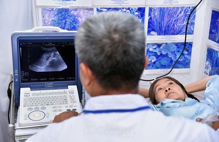 Trang thiết bị y tế hiện đại hỗ trợ phát hiện sớm bệnh lý nếu có.