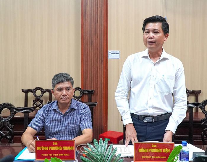 Chủ tịch UBND Xã Nguyễn Việt Khái Hồng Phương Tiện nêu những khó khăn trong quá trình vận hành bộ máy chính quyền cơ sở.