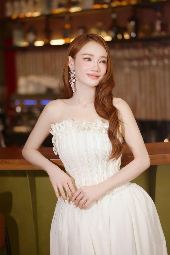 Nhã Phương trải qua nhiều chật vật, khó khăn để có được cuộc sống như hiện tại 