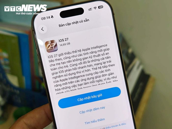iPhone từ thế hệ 11 trở về sau bắt đầu nhận cập nhật iOS 27. (Ảnh: Thụy Phương)