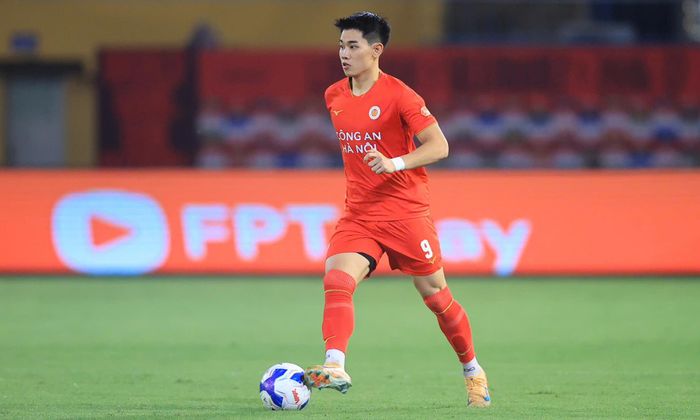 CLB Công an Hà Nội đấu Gamba Osaka ở AFC Champions League Elite. (Ảnh: VPF)