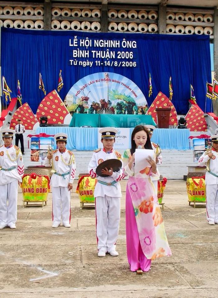 Hình ảnh BTV Hoài Anh ở 20 năm về trước.