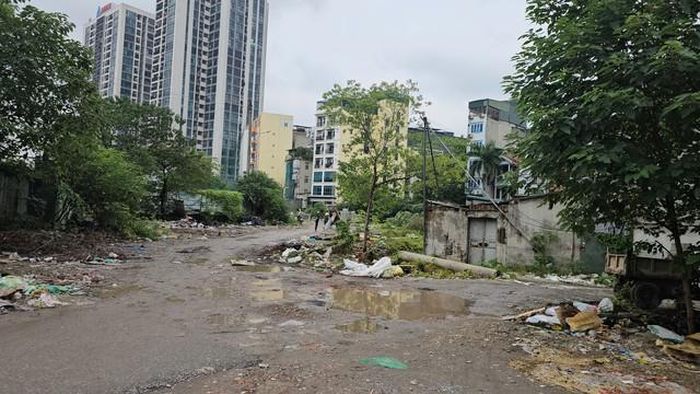 Hiện nay phường Từ Liêm đã kẻ các vạch sơn xác định phạm vi để người dân tháo dỡ công trình, bàn giao đất. Theo lãnh đạo phường, công tác giải phóng mặt bằng của tuyến Phạm Hùng - Lê Đức Thọ đã cơ bản hoàn tất về phương án.