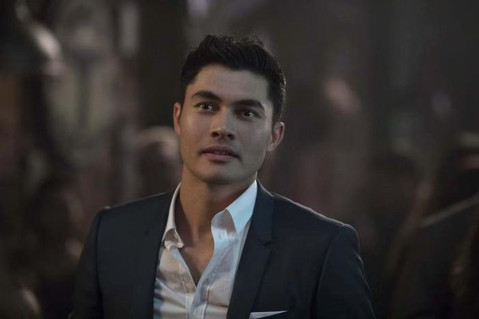 Henry Golding - một nam chính gốc Á nổi danh điển hình trong nhiều năm trở lại đây.