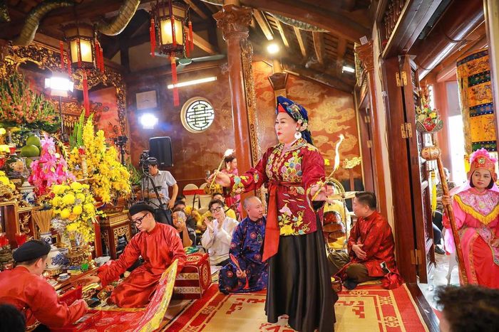 Thực hành Tín ngưỡng thờ Mẫu Tam phủ lưu giữ nhiều giá trị văn hóa đặc sắc của người Việt.