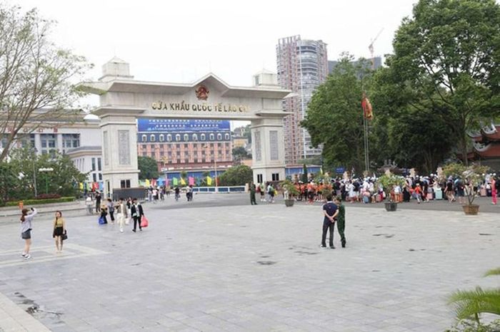 Khu vực cửa khẩu quốc tế Lào Cai. Ảnh: Đại Long