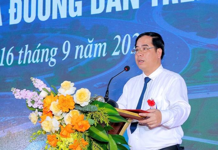 Giám đốc Ban quản lý dự án đầu tư xây dựng số 1 tỉnh Ninh Bình Nguyễn Đình Đức phát biểu