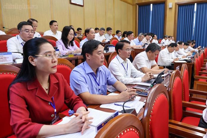Các Ủy viên Trung ương Đảng khoá XIV tham dự lớp học. Ảnh: chinhphu.vn