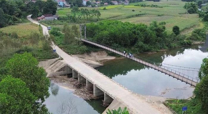 Hạ tầng giao thông tại khu vực nông thôn, miền núi của tỉnh Thái Nguyên được đầu tư, sửa chữa. Ảnh: Hằng Nga