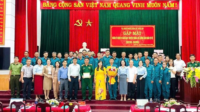 Thực hiện lời dạy của Bác Hồ: “Thi đua là yêu nước, yêu nước thì phải thi đua", anh Trường thường xuyên tham gia các hội thi do địa phương tổ chức
