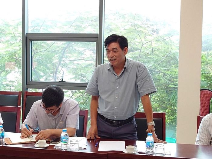 Phó Giám đốc Bảo tàng Hà Nội Đặng Văn Biển phát biểu tại cuộc họp