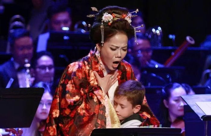 Phạm Khánh Ngọc đã biểu đạt thành công và tinh tế trong vai nữ chính của vở opera. (Ảnh: HBSO)