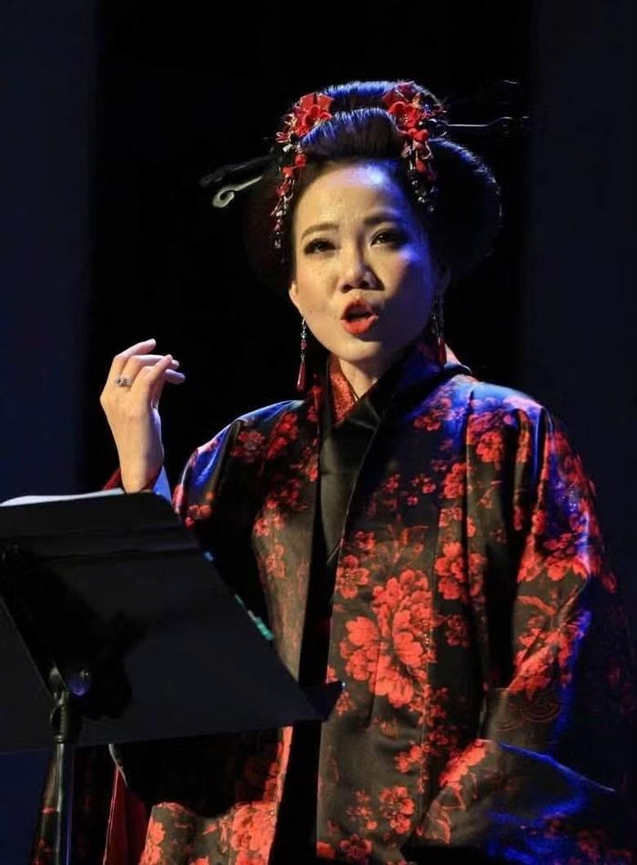 Tình yêu nghệ thuật, truyền thống gia đình và sự khổ luyện đã mang đến nhiều thành công trên sân khấu của Phạm Khánh Ngọc. (Ảnh: HBSO)