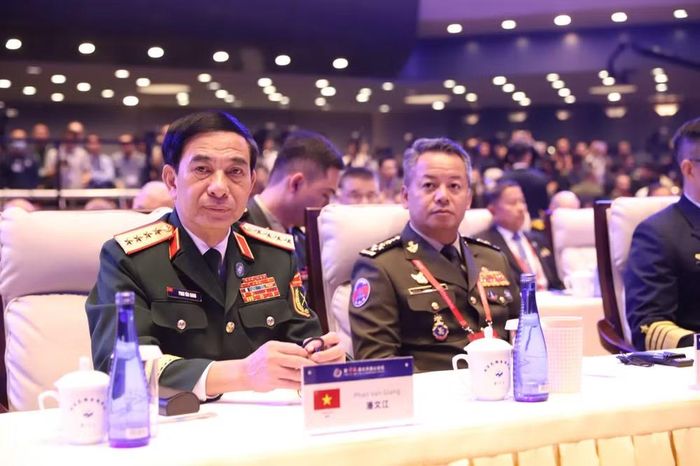 Đại tướng Phan Văn Giang dự và phát biểu tại Diễn đàn Hương Sơn Bắc Kinh lần thứ 13. (Ảnh: VĂN TRƯỜNG)