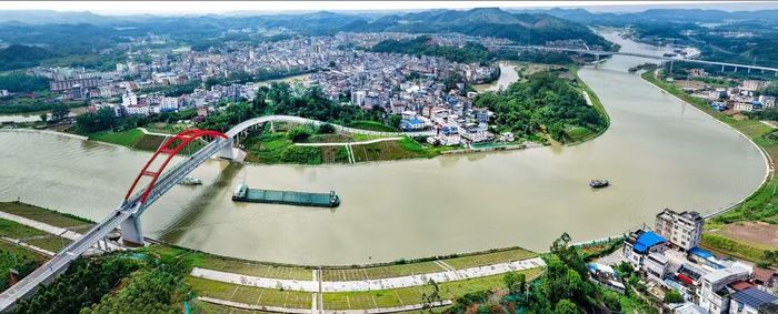 Kênh đào Bình Lục nhìn từ trên cao. (Ảnh: CHINANEWS)