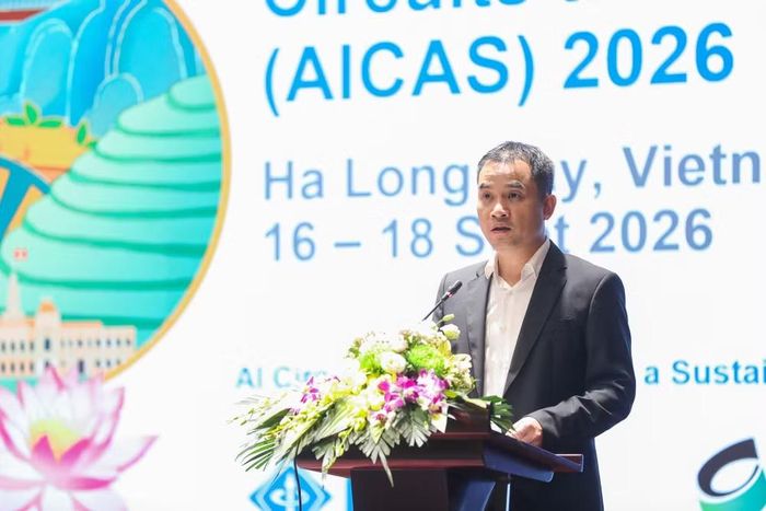 Phó Giám đốc Đại học Quốc gia Hà Nội Phạm Bảo Sơn phát biểu. (Ảnh: VNU)