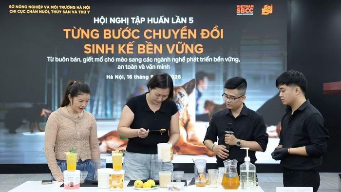 Hội nghị tập huấn chuyển đổi sinh kế bền vững lần thứ 5 dành cho các hộ kinh doanh thịt chó, mèo. (Ảnh: BTC cung cấp)