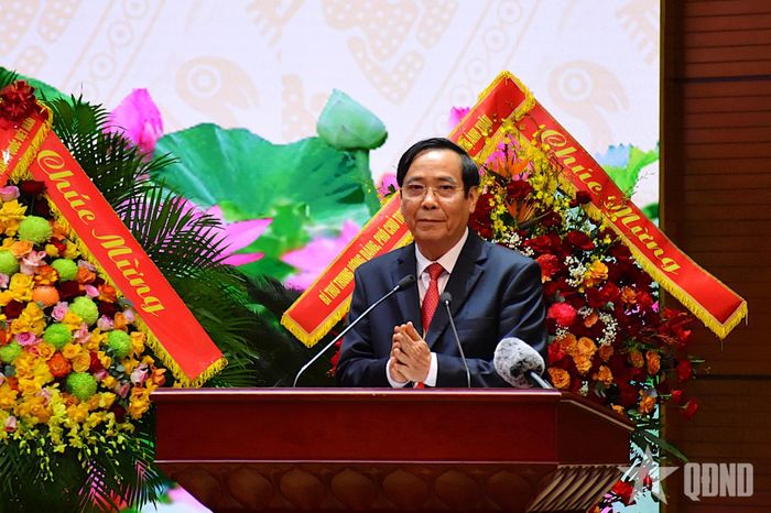 Đồng chí Nguyễn Thanh Bình, Chủ tịch Hội Người cao tuổi Việt Nam phát biểu tại đại hội.