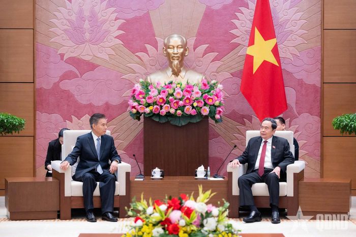 Chủ tịch Quốc hội Trần Thanh Mẫn tiếp Chủ nhiệm Ủy ban Tài chính và Kinh tế Nhân đại toàn quốc Trung Quốc Chung Sơn.