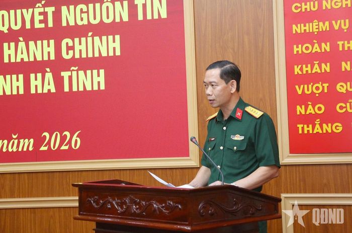  Đại tá Bùi Hoàng Anh, Phó cục trưởng Cục Pháp chế Bộ Quốc phòng báo cáo tổng hợp kết quả kiểm tra.
