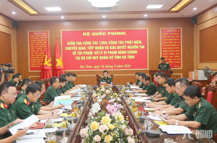  Quang cảnh buổi kiểm tra.
