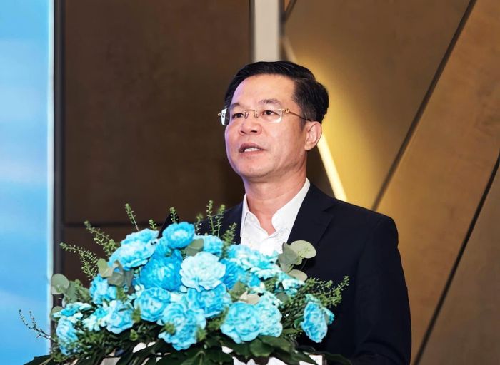 Giám đốc Trung tâm Võ Nguyên Chương phát biểu kết luận tại buổi đối thoại.