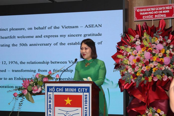 Chủ tịch Hội hữu nghị Việt Nam - Đông Nam Á TPHCM phát biểu