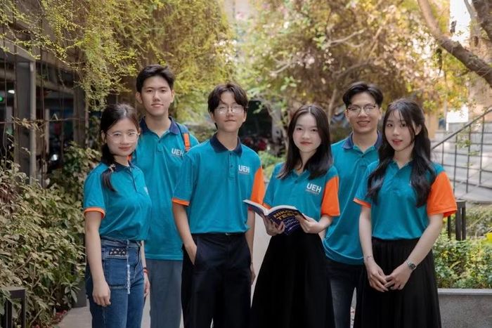Sinh viên Đại học Kinh tế TPHCM. Ảnh: UEH