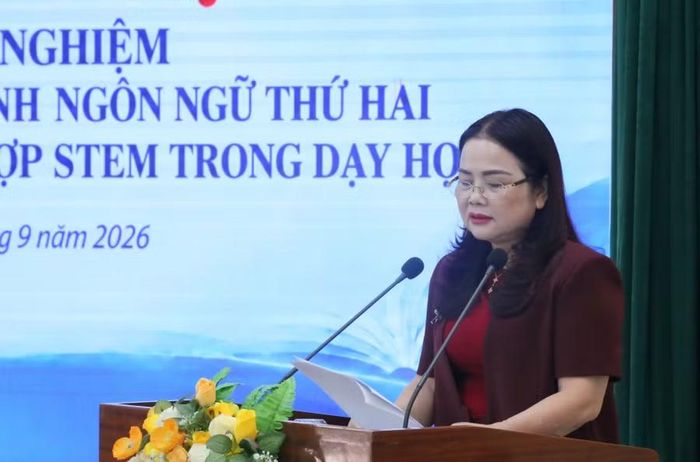 Bà Lê Thị Hương nhấn mạnh, việc từng bước đưa tiếng Anh thành ngôn ngữ thứ 2 tạo nền tảng để các em tự tin hội nhập.
