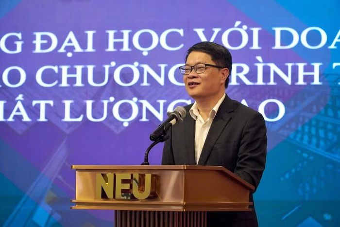 TS Vũ Văn Ngọc - Viện trưởng Viện đào tạo Tiên tiến, Chất lượng cao, Phân tích kinh doanh & POHE, ĐH Kinh tế Quốc dân.