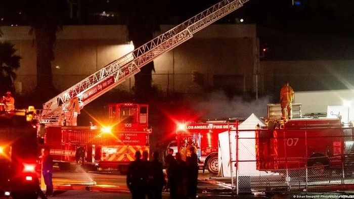 Ủy ban An toàn Giao thông Quốc gia Mỹ (NTSB) cùng Cục Hàng không Liên bang Mỹ (FAA) sẽ trực tiếp điều tra nguyên nhân vụ tai nạn.